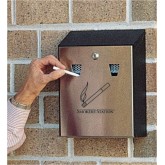 Rubbermaid Wall Mount Smoker's Station Urn with Keyed Cam Lock